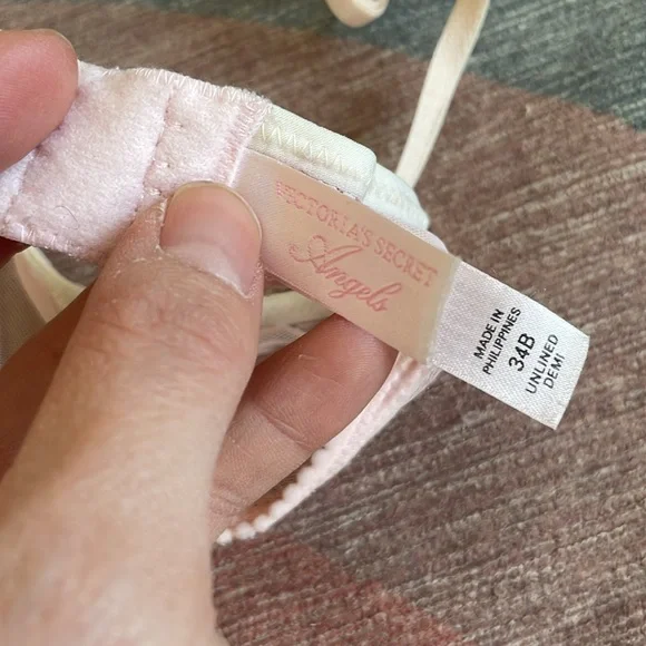 (2) Vintage Victoria's Secret Y2K Sexy Lace Bras 34B - Picture 6 of 9